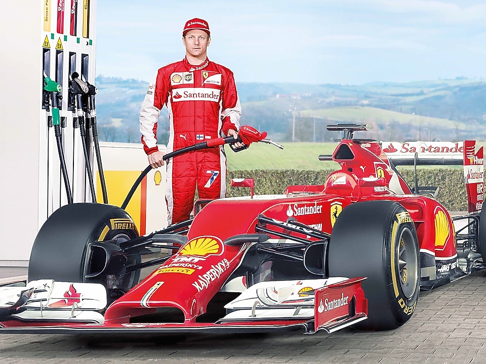 法拉利 F1 車手正在使用殼牌超凡喜力機油為賽車加油